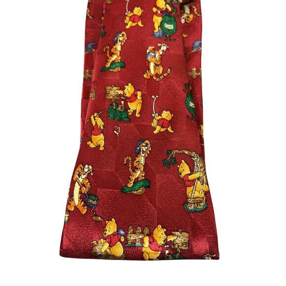 Pooh 100 Acre Collection Red Tie With Winnie The Pooh & Friends Playing Design - Picture 4 of 4